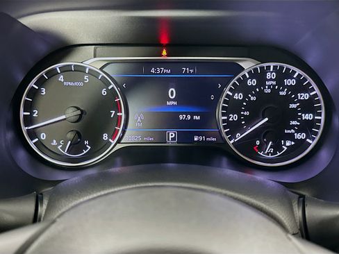 Used 2024 Nissan Sentra SR w/ SR Premium Package FWD image 18