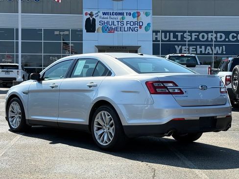 Used 2018 Ford Taurus Limited FWD image 26