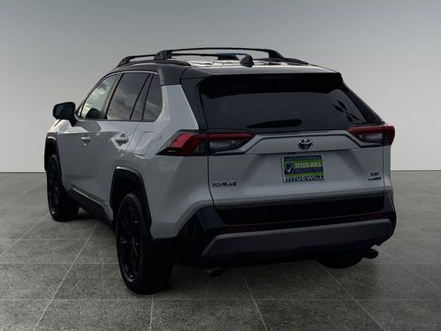 Used 2022 Toyota RAV4 XSE image 5