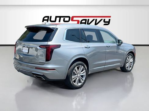 Used 2023 Cadillac XT6 Premium Luxury AWD/4WD image 7