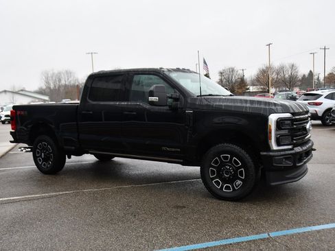 New 2026 Ford F250 Platinum image 8