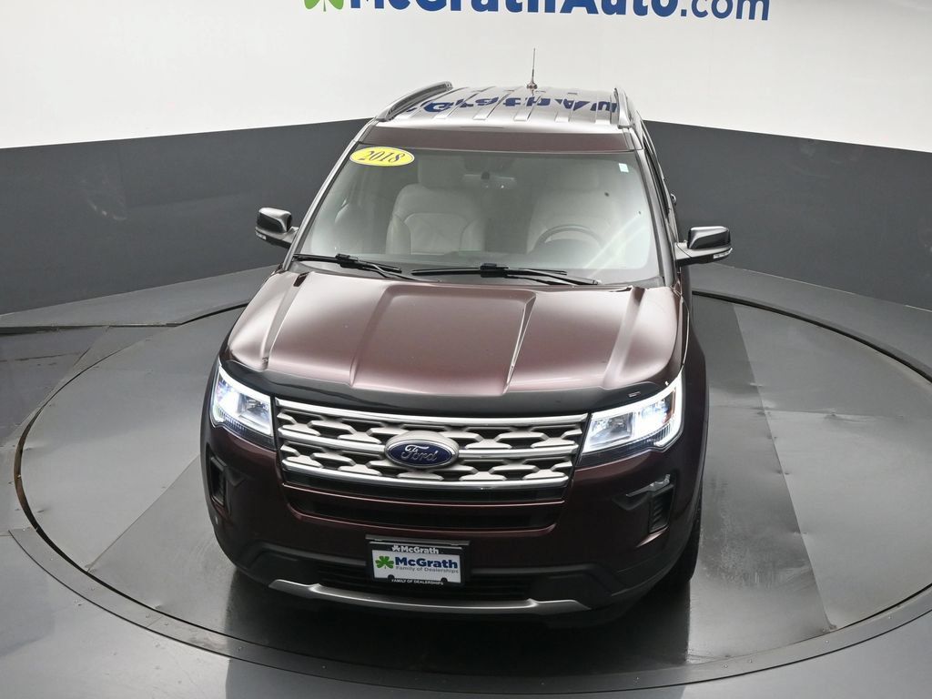 Used 2018 Ford Explorer XLT w/ Equipment Group 202A AWD/4WD image 27