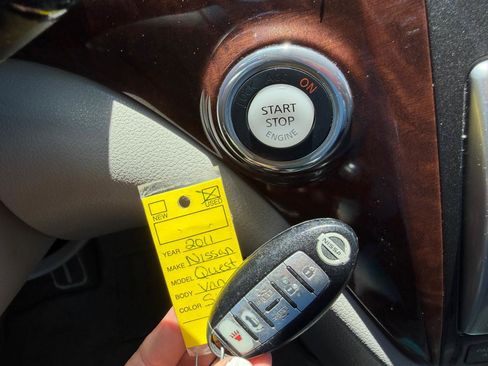 Used 2011 Nissan Quest SL w/ Protection Pkg FWD image 28