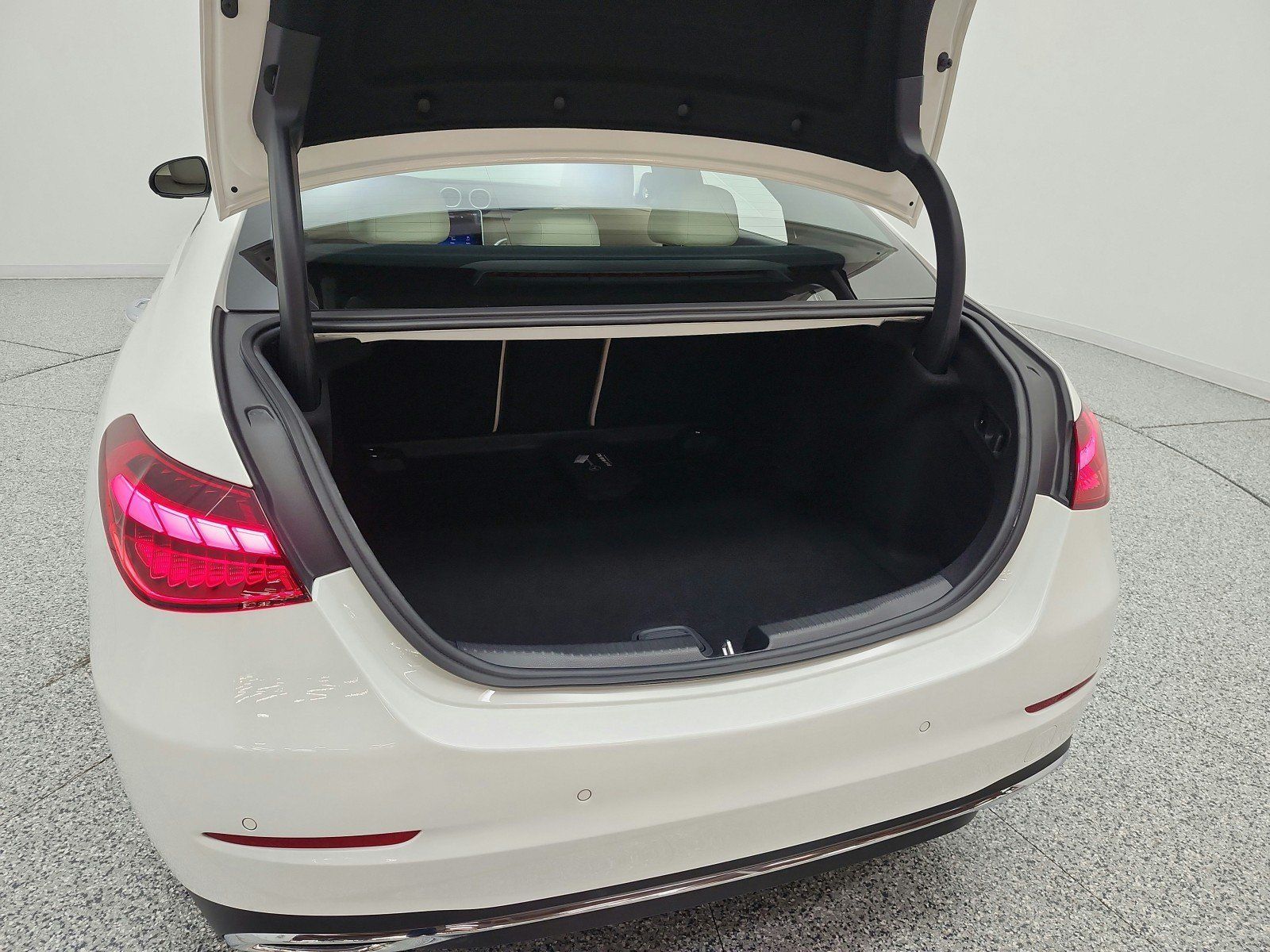 Certified 2023 Mercedes-Benz C 300 Sedan image 21
