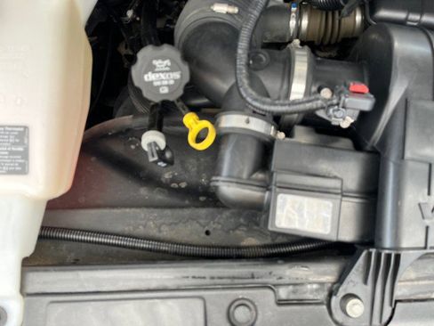 Used 2020 GMC Savana 2500 w/ Driver Convenience Package image 28