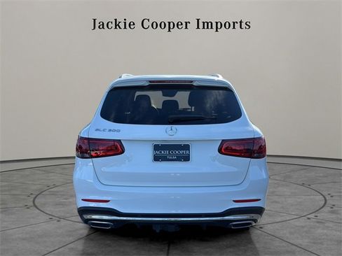 Used 2022 Mercedes-Benz GLC 300 image 4