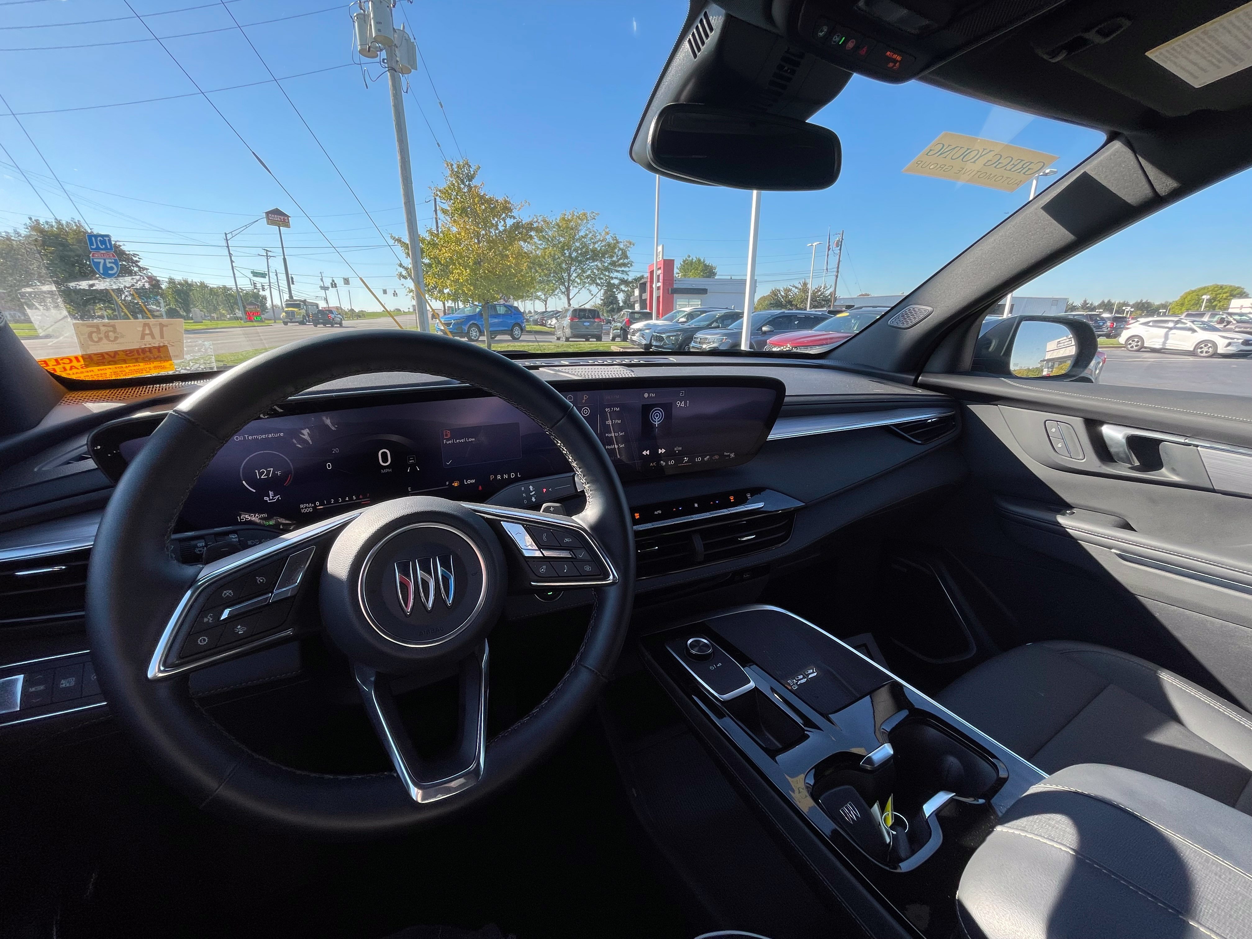 Used 2025 Buick Enclave Preferred FWD image 9