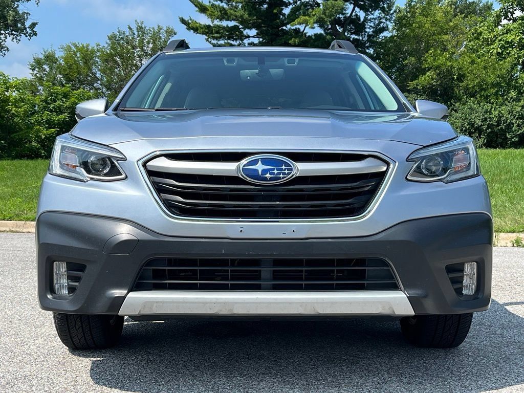 Used 2021 Subaru Outback Limited XT w/ Popular Package #2 AWD/4WD image 2
