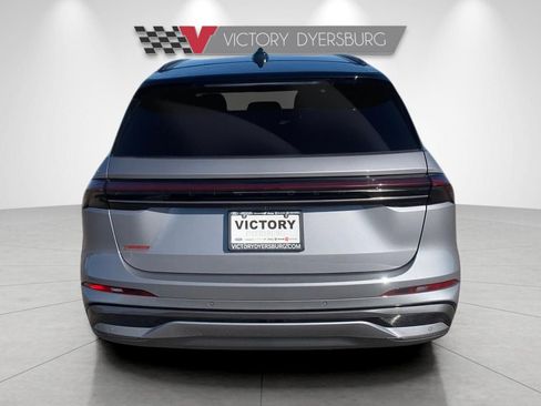 Used 2024 Lincoln Nautilus Reserve w/ Equipment Group 202A image 7