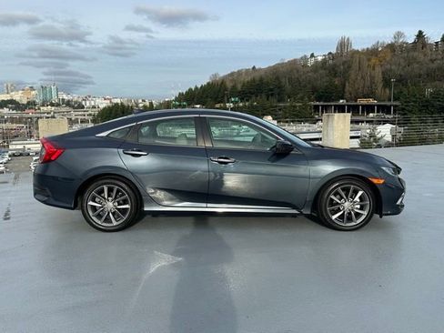 Certified 2019 Honda Civic EX-L image 3