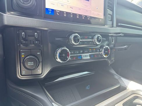 Used 2026 Ford F250 Platinum AWD/4WD image 31