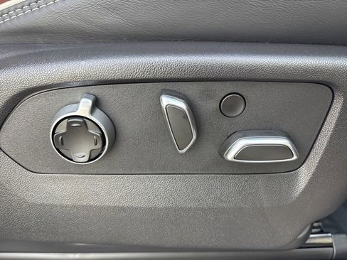 Used 2025 GMC Sierra 2500 Denali Ultimate w/ Max Trailering Package image 22