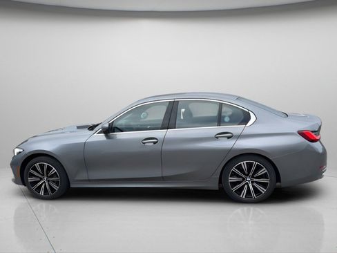 Used 2025 BMW 330i xDrive Sedan w/ Convenience Package image 13