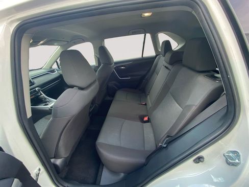 Used 2024 Toyota RAV4 XLE AWD/4WD image 13