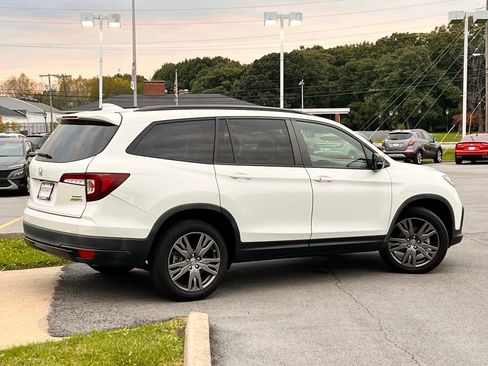 Used 2022 Honda Pilot Sport image 11