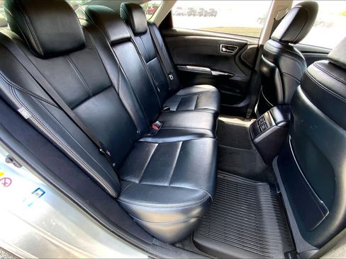 Used 2016 Toyota Avalon XLE FWD image 19