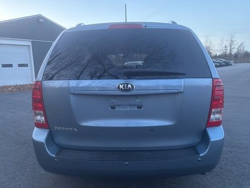 Used 2012 Kia Sedona LX image 5
