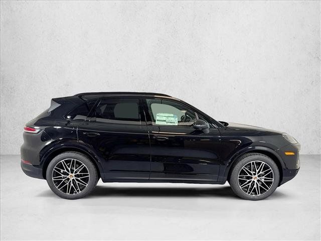 Certified 2026 Porsche Cayenne AWD/4WD image 8