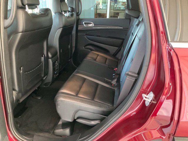 Used 2022 Jeep Grand Cherokee Limited w/ Trailer Tow Group IV AWD/4WD image 18