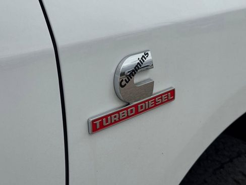 Used 2025 RAM 2500 Big Horn AWD/4WD image 8