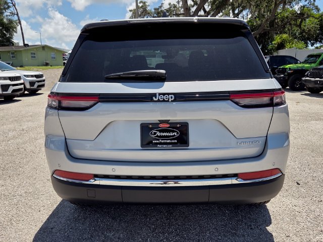 New 2026 Jeep Grand Cherokee Laredo RWD image 7