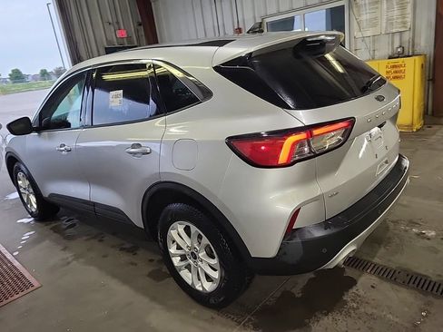Used 2020 Ford Escape SE AWD/4WD image 3