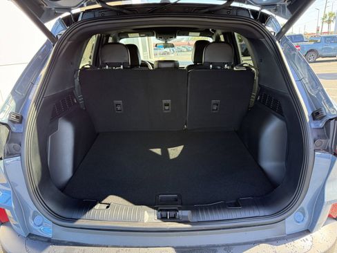 New 2026 Ford Escape ST-Line w/ Tech Pack #1 AWD/4WD image 8