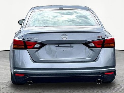 Used 2024 Nissan Altima 2.5 SR image 6