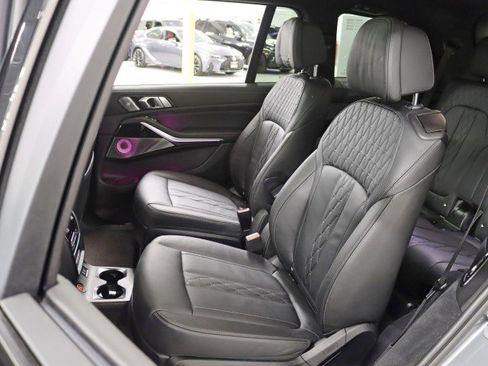 Used 2023 BMW X7 M60i w/ Executive Package image 33