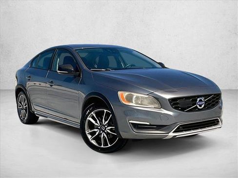 Used 2016 Volvo S60 T5 Cross Country Platinum AWD/4WD image 12
