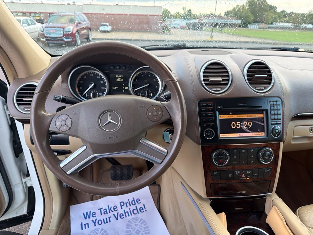 Used 2010 Mercedes-Benz GL 450 4MATIC image 19