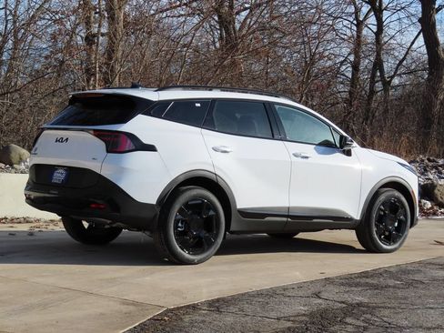 Certified 2026 Kia Sportage X-Line w/ X-Line Premium Package AWD/4WD image 3