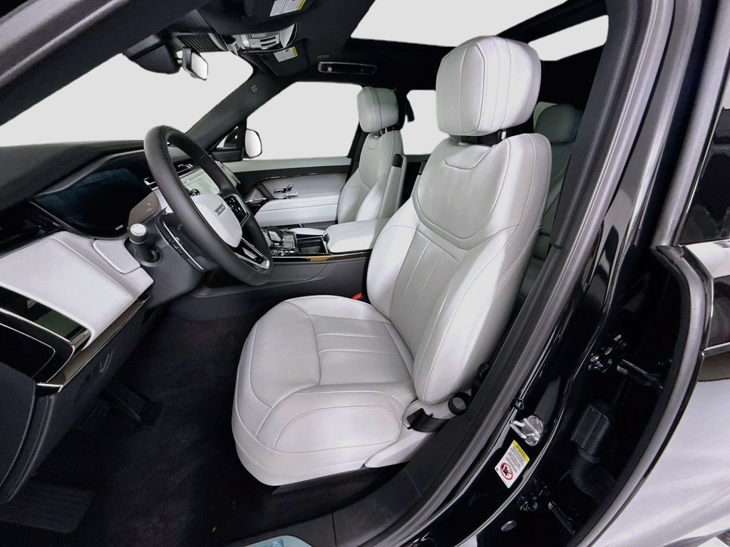 New 2026 Land Rover Range Rover Sport SE AWD/4WD image 20