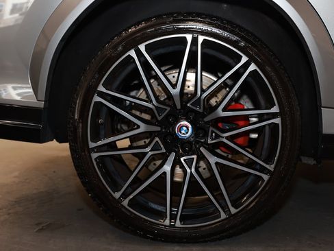 Used 2022 BMW X6 M w/ Competition Package image 26