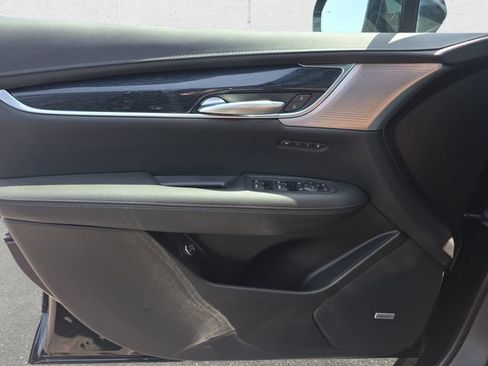 Certified 2023 Cadillac XT5 Premium Luxury AWD/4WD image 28