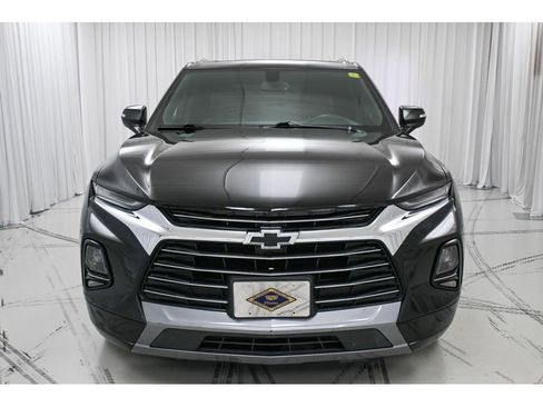 Used 2020 Chevrolet Blazer Premier image 3