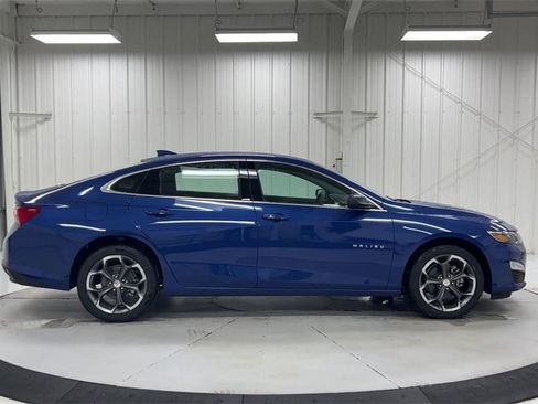Used 2023 Chevrolet Malibu LT image 9