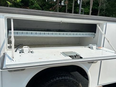 Used 2018 Ford F350 XLT w/ XLT Value Package AWD/4WD image 26