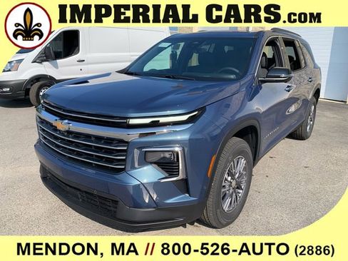 New 2026 Chevrolet Traverse LT w/ Enhanced Driving Package image 6