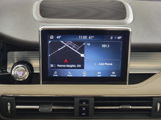 Used 2021 Lincoln Corsair AWD image 22