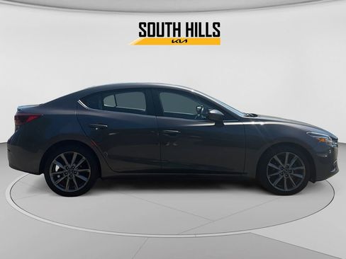 Used 2018 MAZDA MAZDA3 Grand Touring FWD image 6
