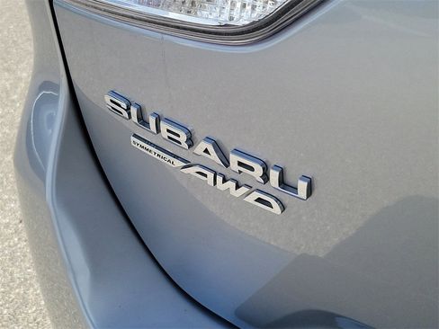 Used 2021 Subaru Forester Premium image 15