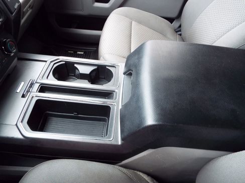 Used 2015 Ford F150 XLT w/ Equipment Group 302A Luxury image 30