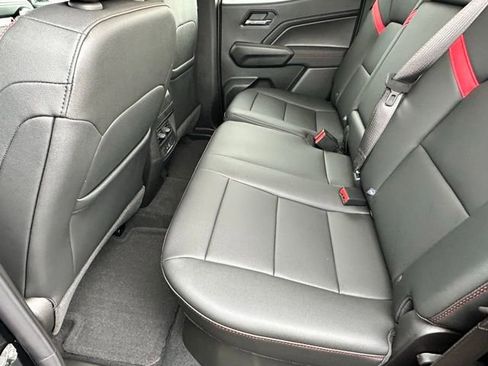 New 2025 Chevrolet Colorado Z71 w/ Midnight Edition image 7