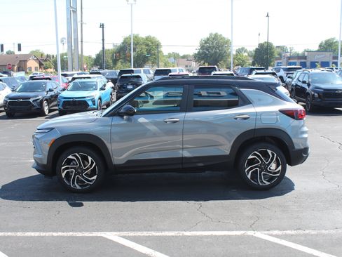 New 2026 Chevrolet TrailBlazer RS w/ Convenience Package AWD/4WD image 6