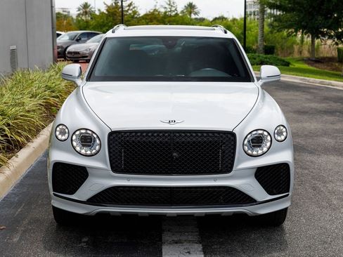 Used 2023 Bentley Bentayga AWD/4WD image 8