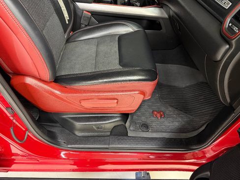 Used 2019 RAM 1500 Rebel w/ Rebel Level 2 Equipment Group AWD/4WD image 35
