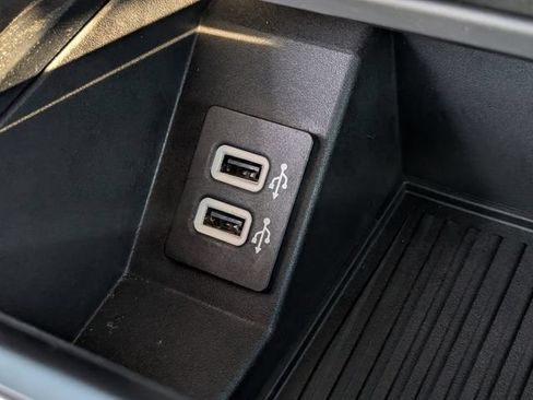Used 2019 Ford F150 XL w/ Equipment Group 101A Mid RWD image 18