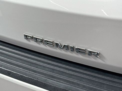 Used 2023 Chevrolet Tahoe Premier RWD image 15