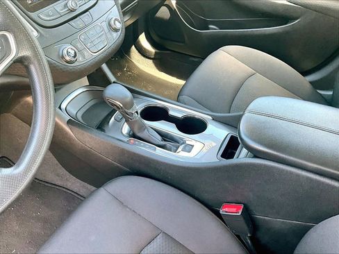 Used 2024 Chevrolet Malibu LT FWD image 20